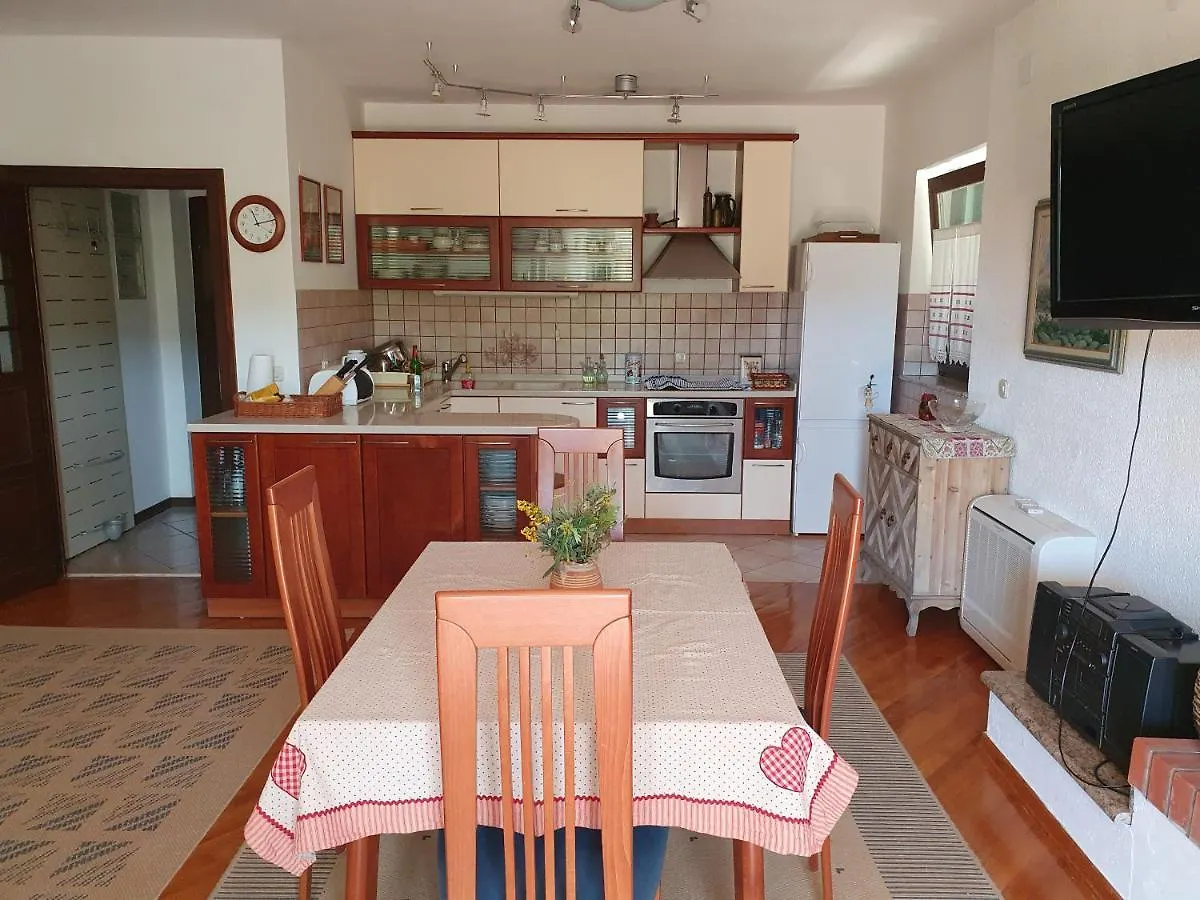 Holiday House 